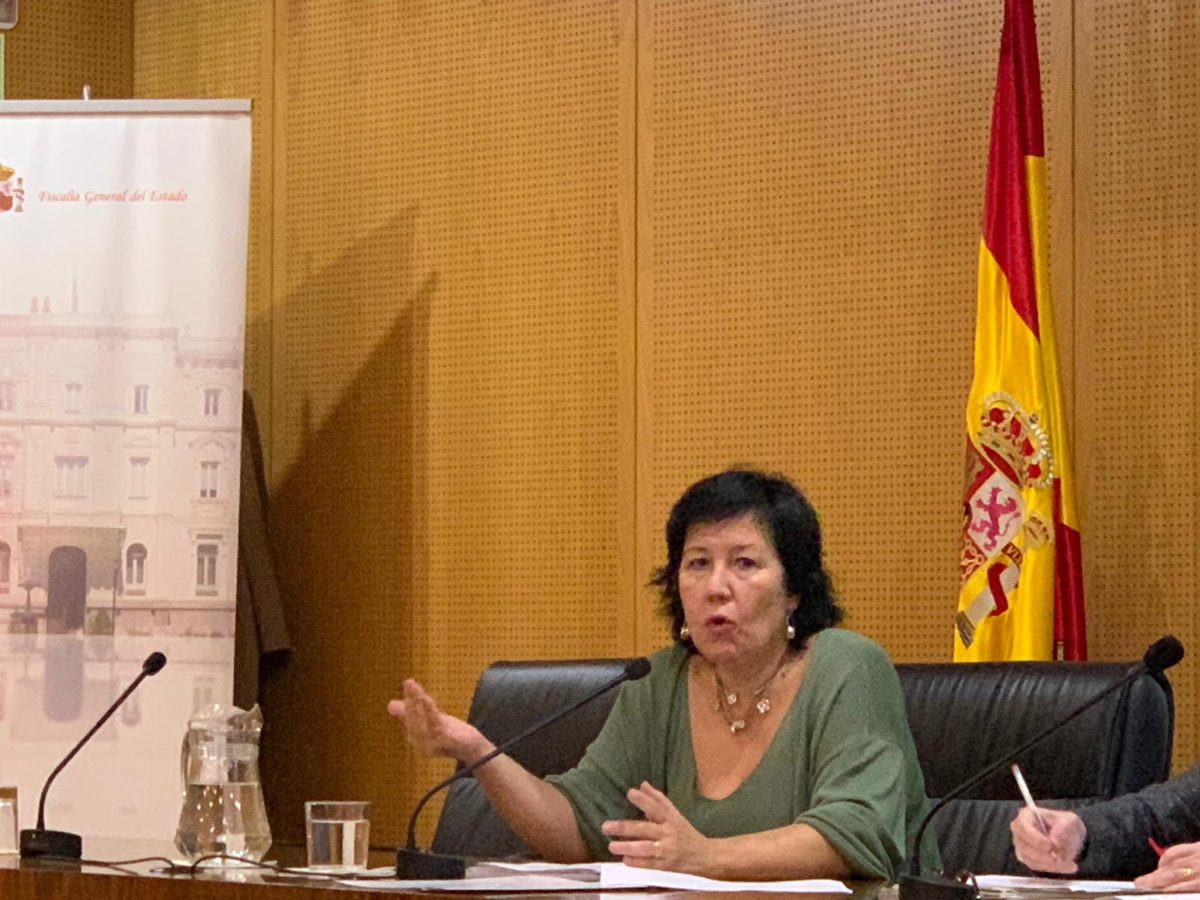 Cristina Dexeus, en un curso celebrado en diciembre de 2018 en la FGE, organizado por la vocal de la asociación Concepción Talón, en conmemoración del 40 aniversario de la Constitución.